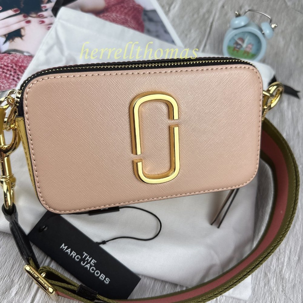 NWOT MARC JACOBS the snapshot shoulder bag - Picture 6 of 11
